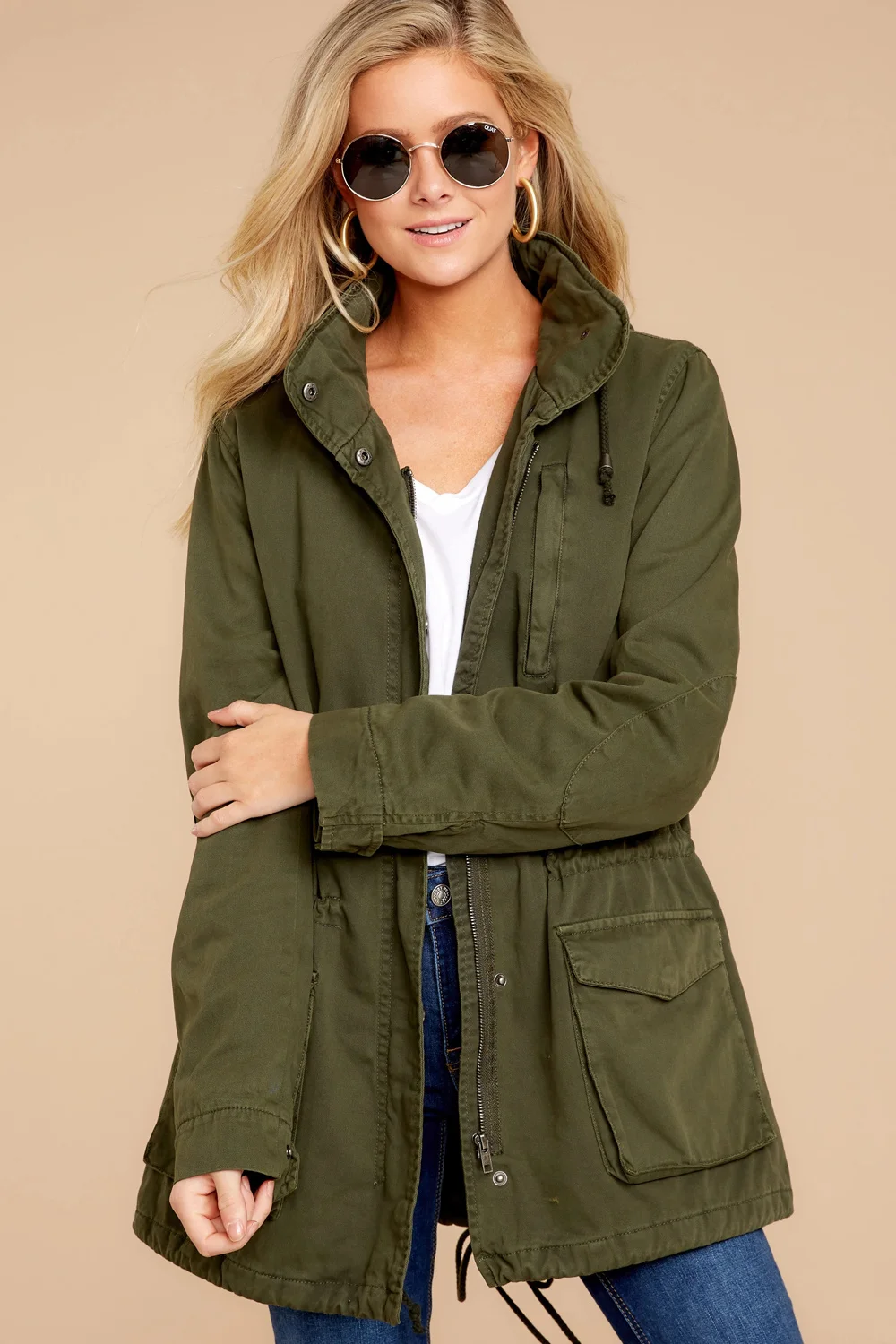 Green military women's long sleeve jacket, casual wear, zipper, windbreaker, irregular Street coat, spring and Autumn
Green military women's long sleeve jacket, casual wear, zipper, windbreaker, irregular Street coat, spring and Autumn