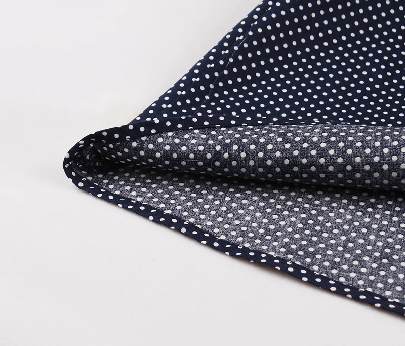 Audrey Hepburn Style Women Half sleeve High wiast Polka Dot Printed Contrast color Vintage Retro 50s 60s rockabilly pin up dress
Audrey Hepburn Style Women Half sleeve High wiast Polka Dot Printed Contrast color Vintage Retro 50s 60s rockabilly pin up dress