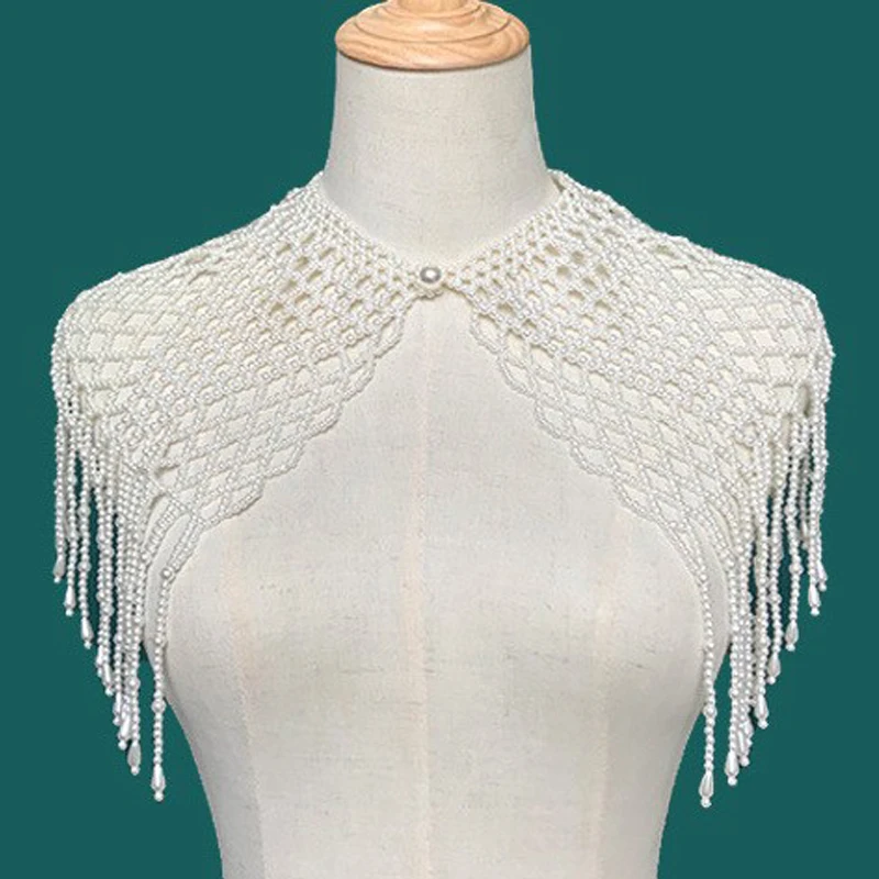 Женская свадебная накидка с жемчугом и бусинами
Женская свадебная накидка с жемчугом и бусинами