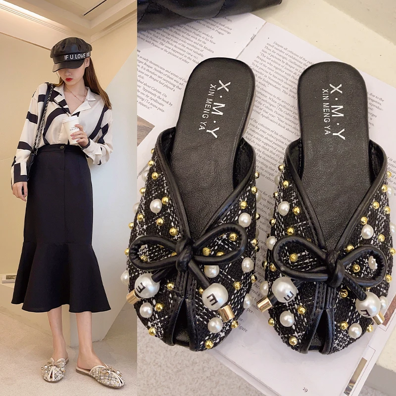 Shoes Women Female Mule Low Slippers Flat Cover Toe Luxury Slides Pantofle Butterfly-Knot Soft Mules Designer 2021 PU Fashion R
Shoes Women Female Mule Low Slippers Flat Cover Toe Luxury Slides Pantofle Butterfly-Knot Soft Mules Designer 2021 PU Fashion R