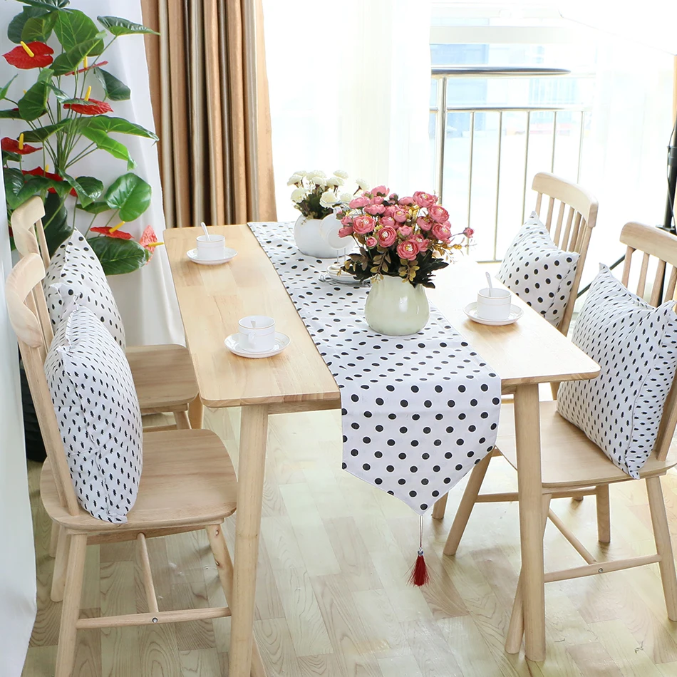 Table Runner Polyester Cotton Linen Double Thickening Black White Geometric Symbols Table Decoration Suitable For Family Parties
Table Runner Polyester Cotton Linen Double Thickening Black White Geometric Symbols Table Decoration Suitable For Family Parties