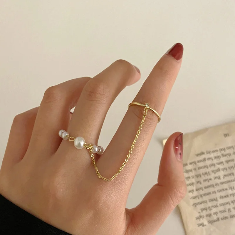 New Design Long Chain Double Circle Rings for Women Girls Charm Pearl Beaded Rings Female Finger Jewelry 2021
New Design Long Chain Double Circle Rings for Women Girls Charm Pearl Beaded Rings Female Finger Jewelry 2021