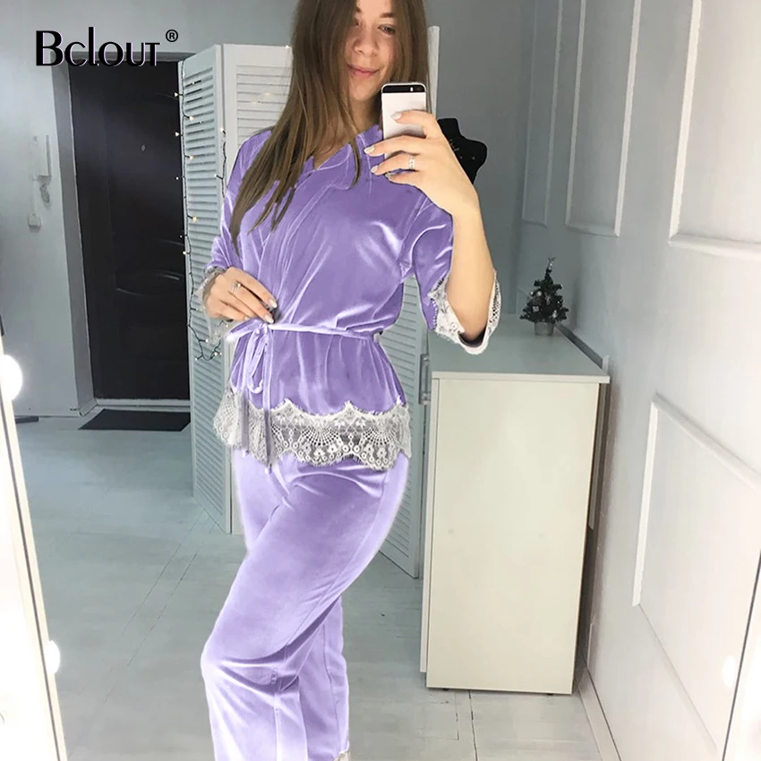 Bclout Chic Lace Velevt Drawstring Shirt Top And High Waist Pant Two Piece Set Women Winter 2021 Elegant Patchwork Home Wear
Bclout Chic Lace Velevt Drawstring Shirt Top And High Waist Pant Two Piece Set Women Winter 2021 Elegant Patchwork Home Wear