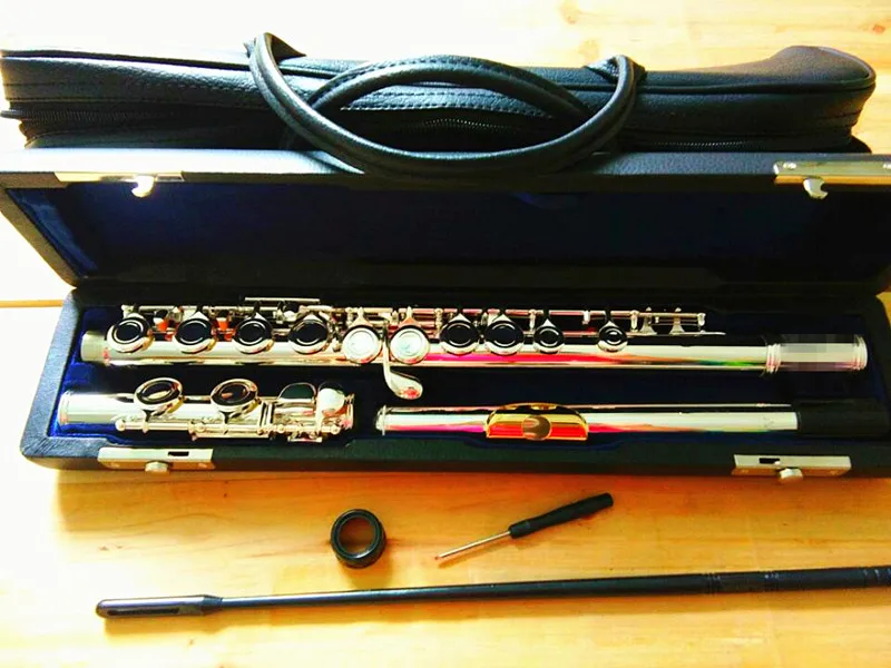 212 SL New flute music instrument Closed 16 over E-Key silver C Tune flute Gold Mouthpiece playing music Fast Free shippi
212 SL New flute music instrument Closed 16 over E-Key silver C Tune flute Gold Mouthpiece playing music Fast Free shippi