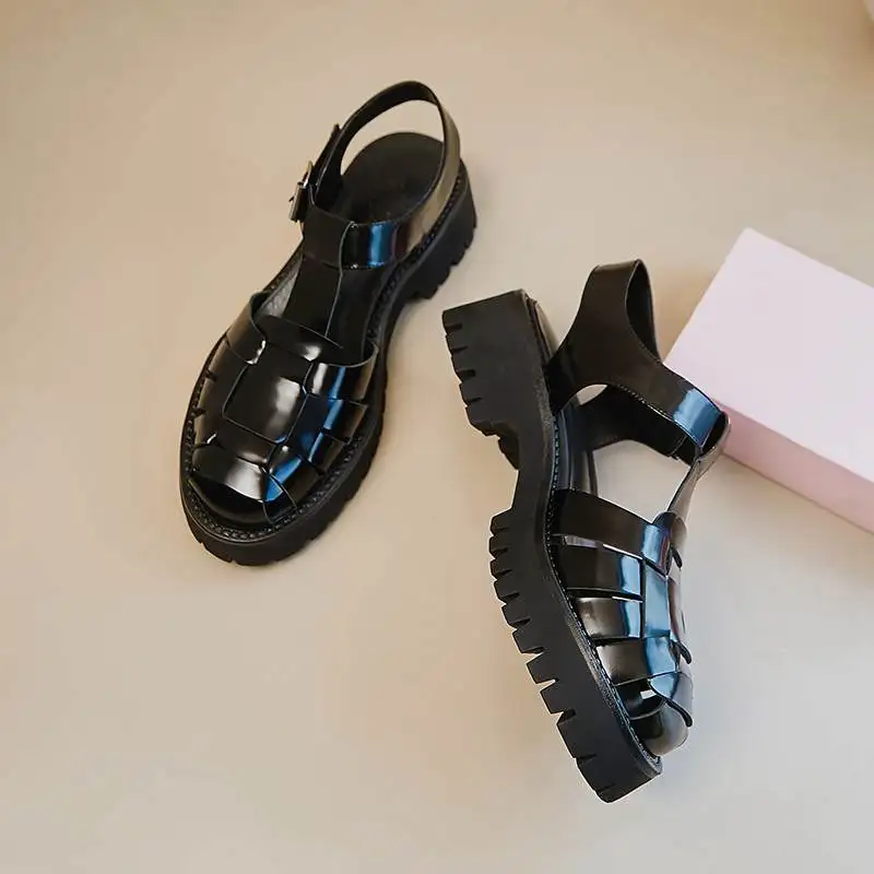 Vichelo Hot European design neutral style round toe med heel thick bottom classic colors young lady buckle strap hot sandals L51
Vichelo Hot European design neutral style round toe med heel thick bottom classic colors young lady buckle strap hot sandals L51