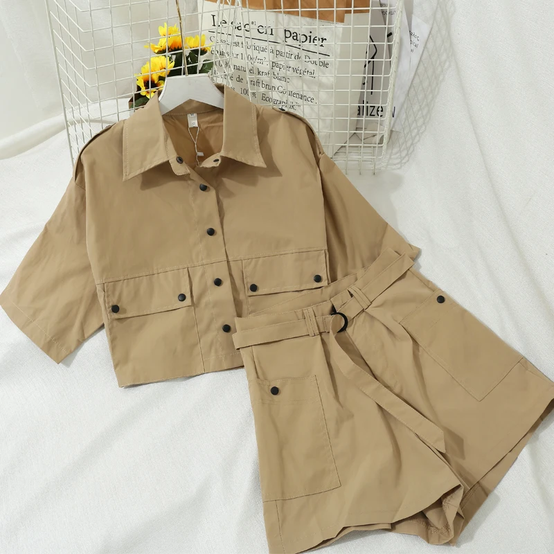 Hong Kong style Korean version of the tooling summer 2021 new thin short jacket wide leg shorts suit women
Hong Kong style Korean version of the tooling summer 2021 new thin short jacket wide leg shorts suit women