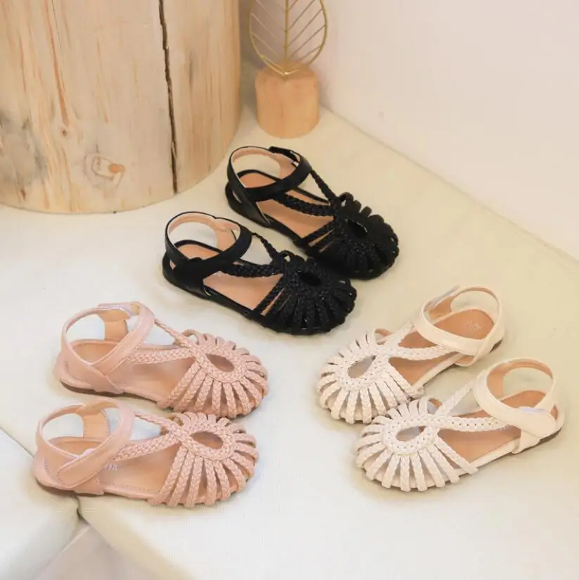 Летние Стильные сандалии для девочек, детские пляжные сандалии с вырезами, кожаная обувь с милым бантом для принцессы 
Летние Стильные сандалии для девочек, детские пляжные сандалии с вырезами, кожаная обувь с милым бантом для принцессы