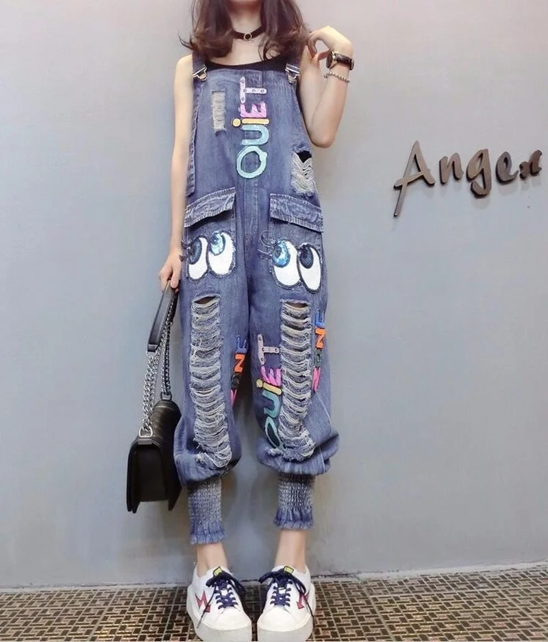 High Waisted Jeans for Women Ripped Casual Loose Hole Harlan Small Instep Cowboy Pants Cartoons Print Ripped Mom Denim Trousers
High Waisted Jeans for Women Ripped Casual Loose Hole Harlan Small Instep Cowboy Pants Cartoons Print Ripped Mom Denim Trousers