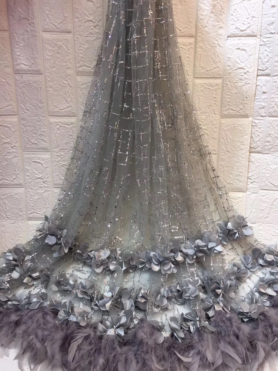 2019 Latest French Nigerian Laces Fabrics High Quality Tulle African Laces Fabric Men/Women Dress African French Tulle Lace
2019 Latest French Nigerian Laces Fabrics High Quality Tulle African Laces Fabric Men/Women Dress African French Tulle Lace