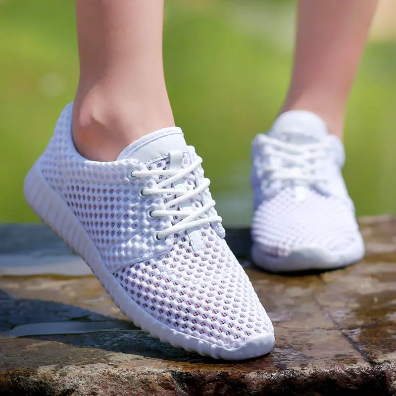 2022 Women Shoes Breathable Mesh Hollow Female Network Soft Lightweight Casual Shoes Dames Sneakers Tenis Feminino White Shoes
2022 Women Shoes Breathable Mesh Hollow Female Network Soft Lightweight Casual Shoes Dames Sneakers Tenis Feminino White Shoes