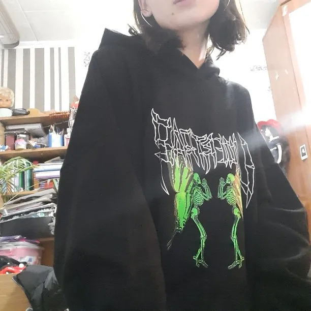 Top 2021 New Oversized Y2k Sweatshirt Goth Skull Butterfly Harajuku Print Grunge Hoodies Women and Men Tops 
Top 2021 New Oversized Y2k Sweatshirt Goth Skull Butterfly Harajuku Print Grunge Hoodies Women and Men Tops