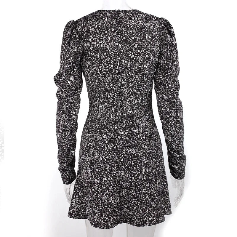 Fashion Cottagecore Summer Women Retro Sexy Floral Print Slim Deep V-neck Mini Dress Puff Long Sleeve High Waist Formal Dresses
Fashion Cottagecore Summer Women Retro Sexy Floral Print Slim Deep V-neck Mini Dress Puff Long Sleeve High Waist Formal Dresses