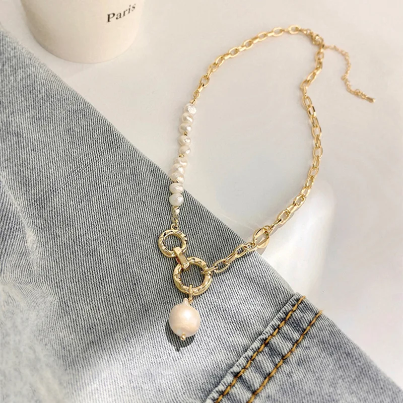 LOVOACC Vintage Baroque Pearl Chokers Necklaces for Women Asymmetric Hollow Circle Chunky Link Chains Necklace Accessories Gifts
LOVOACC Vintage Baroque Pearl Chokers Necklaces for Women Asymmetric Hollow Circle Chunky Link Chains Necklace Accessories Gifts
