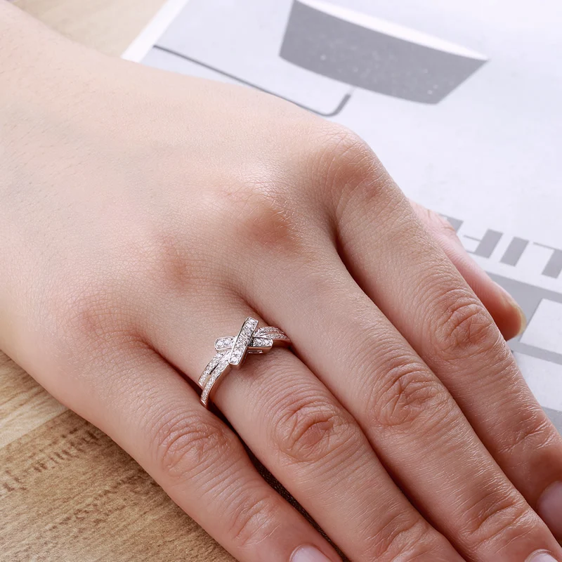 New Brand High Quality Classic Solid 925 Sterling Silver Women Wedding Cross Ring for Engagement Love Gift Fashion Jewelry
New Brand High Quality Classic Solid 925 Sterling Silver Women Wedding Cross Ring for Engagement Love Gift Fashion Jewelry