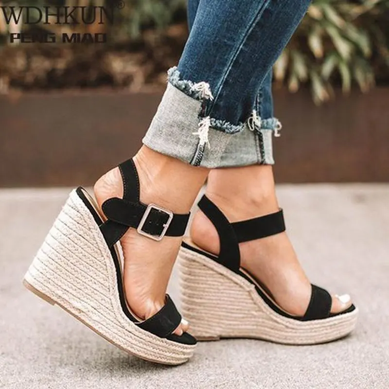 2020 New Zapatos Mujer Ladies Shoes Woman Chaussure Gladiator Women Wedge Summer Sandals Pumps Cross-tied High Heels Platform
2020 New Zapatos Mujer Ladies Shoes Woman Chaussure Gladiator Women Wedge Summer Sandals Pumps Cross-tied High Heels Platform