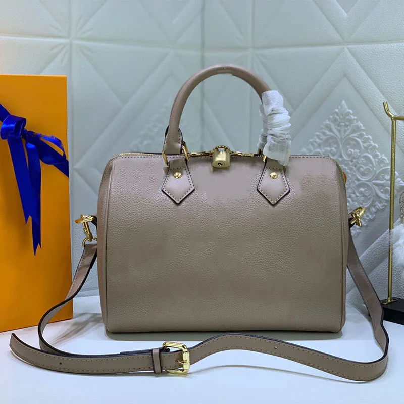 2021 New Fashion Printed Leather Women Handbags Luxury Design Single Shoulder Travel city bag Embossed chain pillow bag
2021 New Fashion Printed Leather Women Handbags Luxury Design Single Shoulder Travel city bag Embossed chain pillow bag