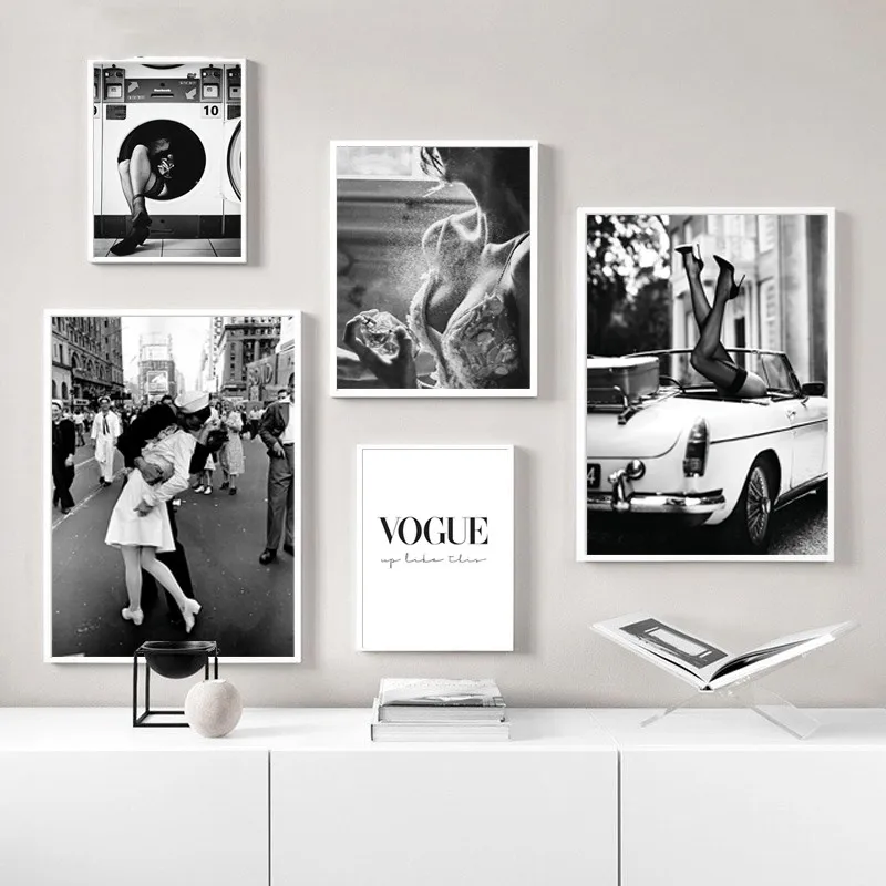 Fashion Poster Print Black and White Retro Perfume Woman Picture Canvas Wall Art Living Room Background Home Decoration Painting
Fashion Poster Print Black and White Retro Perfume Woman Picture Canvas Wall Art Living Room Background Home Decoration Painting