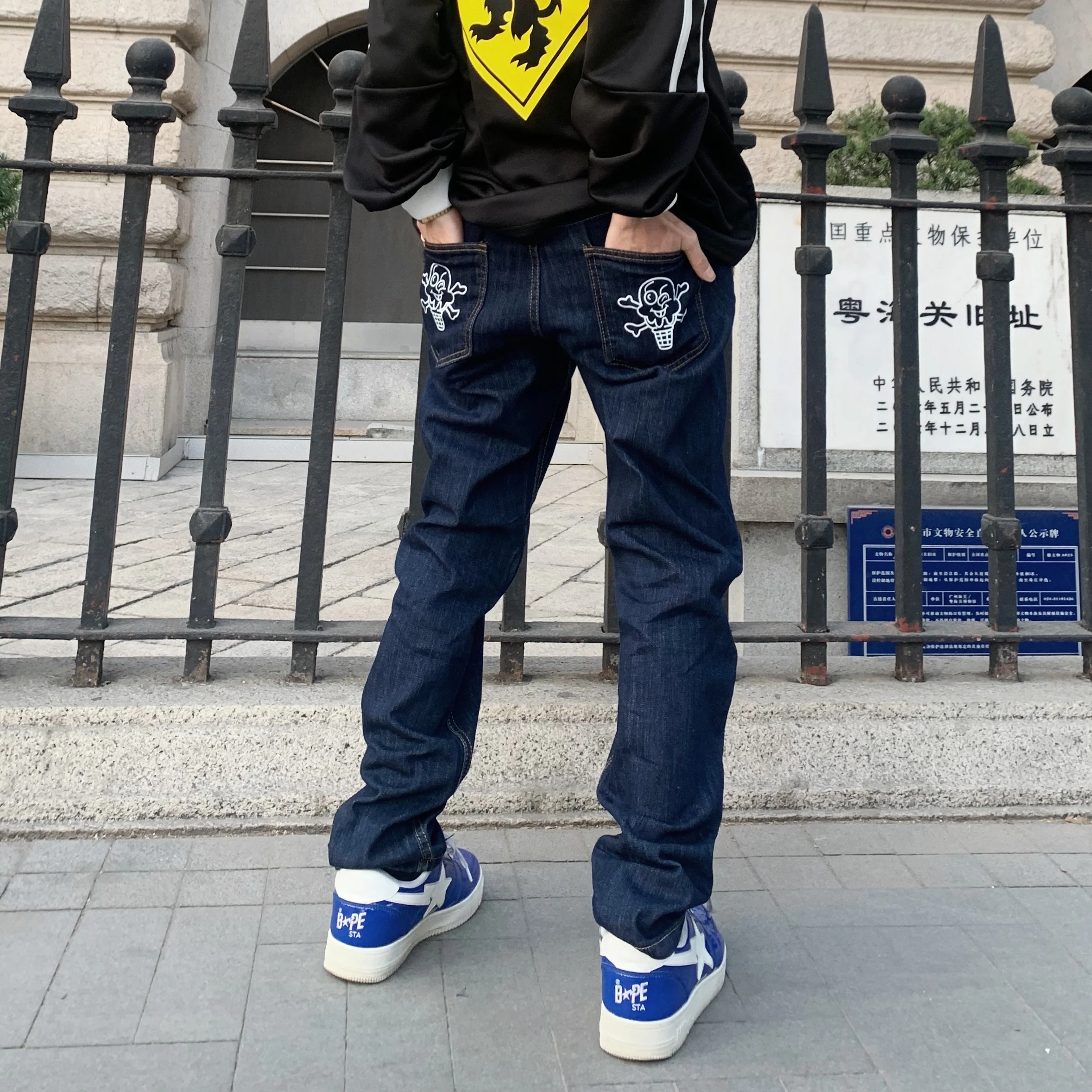 Dog Print Straight Loose Jeans Mens Retro High Street Oversize Casual Denim Trousers Harajuku Washed Hip Hop Jean Pants
Dog Print Straight Loose Jeans Mens Retro High Street Oversize Casual Denim Trousers Harajuku Washed Hip Hop Jean Pants