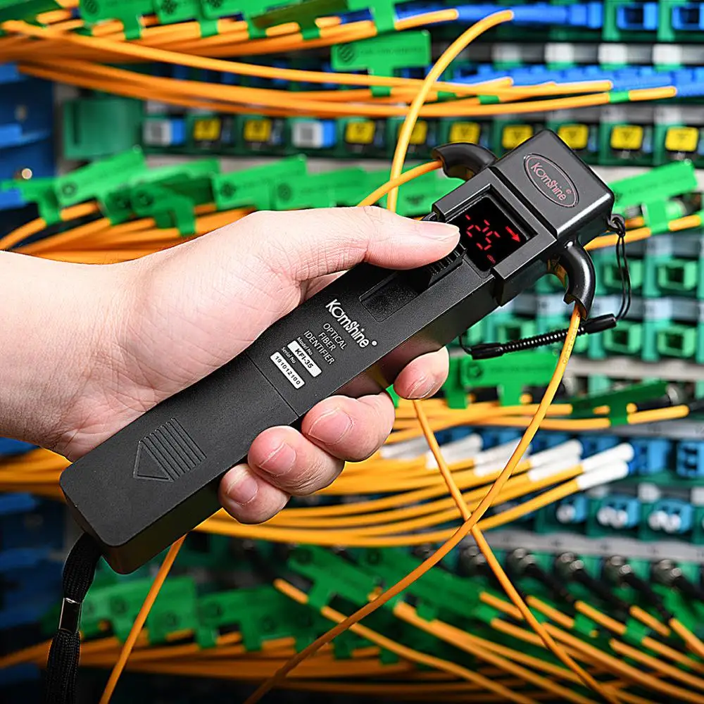 Live Fiber Detector KomShine KFI-35 Optical Fiber Identifier with four adapter heads available: 0.25, 0.9, 2.0 and 3.0
Live Fiber Detector KomShine KFI-35 Optical Fiber Identifier with four adapter heads available: 0.25, 0.9, 2.0 and 3.0