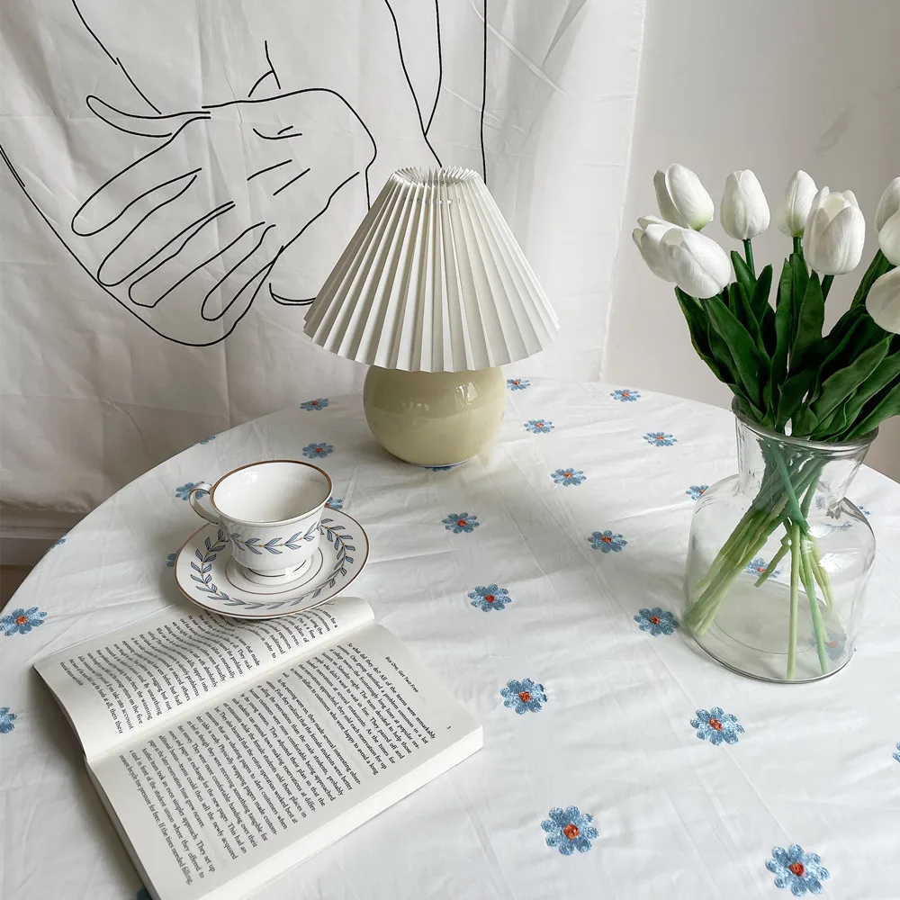 Embroidered Tablecloth Floral Table Cloth for Table tapete Soft Cotton Table Cover Obrus Tafelkleed mantel mesa nappe de table
Embroidered Tablecloth Floral Table Cloth for Table tapete Soft Cotton Table Cover Obrus Tafelkleed mantel mesa nappe de table