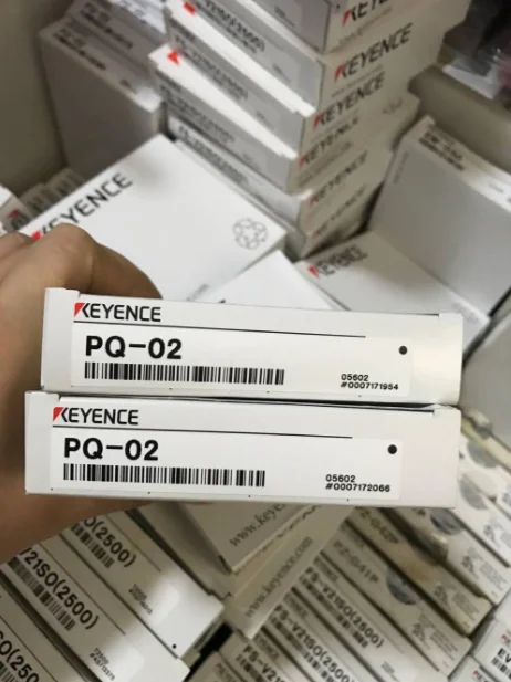 Фотоэлектрический датчик в коробке, 1 шт. 
Фотоэлектрический датчик в коробке, 1 шт.