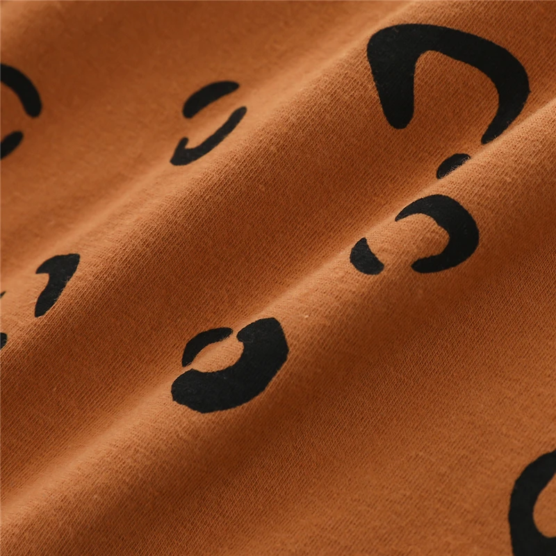 free shipping 2020 Toddler Baby Girl Fall Outfits Leopard Print Long Sleeve Ruffle Pullover+Elastic Waist Pants 2Pcs Clothes Set
free shipping 2020 Toddler Baby Girl Fall Outfits Leopard Print Long Sleeve Ruffle Pullover+Elastic Waist Pants 2Pcs Clothes Set