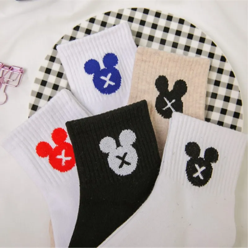 Disney new tube socks cartoon Mickey cotton Korean version of the college style cute girl socks female socks
Disney new tube socks cartoon Mickey cotton Korean version of the college style cute girl socks female socks