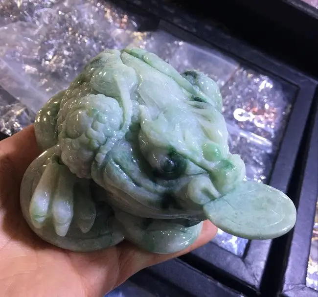 Natural A Myanmar jade Handcarved jade green jade pendant jade necklace men pendants jewelry jade necklaces
Natural A Myanmar jade Handcarved jade green jade pendant jade necklace men pendants jewelry jade necklaces
