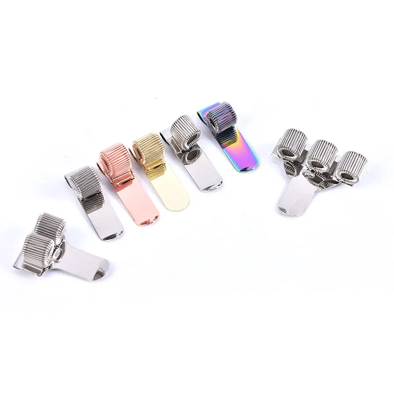 1Pc Single/Double/Triple Hole Metal Spring Pen Holder With Pocket Clip Doctors Nurse Uniform Pen Holders Office Supplies
1Pc Single/Double/Triple Hole Metal Spring Pen Holder With Pocket Clip Doctors Nurse Uniform Pen Holders Office Supplies