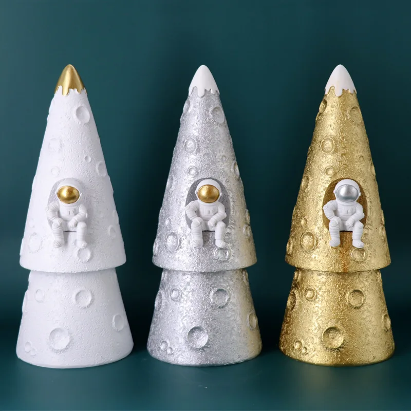 Creative Christmas Decorations Astronaut Figurines Christmas Decorations Children's Room Living Room Bedroom Resin Crafts
Creative Christmas Decorations Astronaut Figurines Christmas Decorations Children's Room Living Room Bedroom Resin Crafts