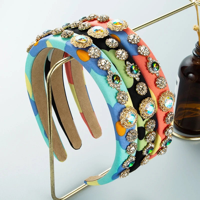 Creative Colorful Fabric Headband Fashion Rhinestone Glass Drill Hairband Korean HairAccessories Baroque Party Headdress Jewelry
Creative Colorful Fabric Headband Fashion Rhinestone Glass Drill Hairband Korean HairAccessories Baroque Party Headdress Jewelry