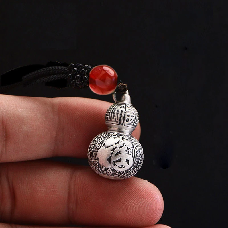 New Style Gourd Pendant Male Necklace Female Openable Pendant Retro Silver Jewelry Couple Pendant Jewelry Accessories
New Style Gourd Pendant Male Necklace Female Openable Pendant Retro Silver Jewelry Couple Pendant Jewelry Accessories
