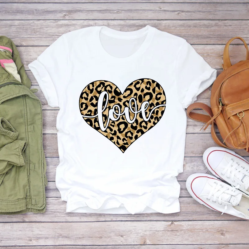 T-shirts Women Summer Leopard Heart Print 90s Female Tee Tops O-neck Ladies tshirt Short sleeve Summer harajuku tshirt femme
T-shirts Women Summer Leopard Heart Print 90s Female Tee Tops O-neck Ladies tshirt Short sleeve Summer harajuku tshirt femme