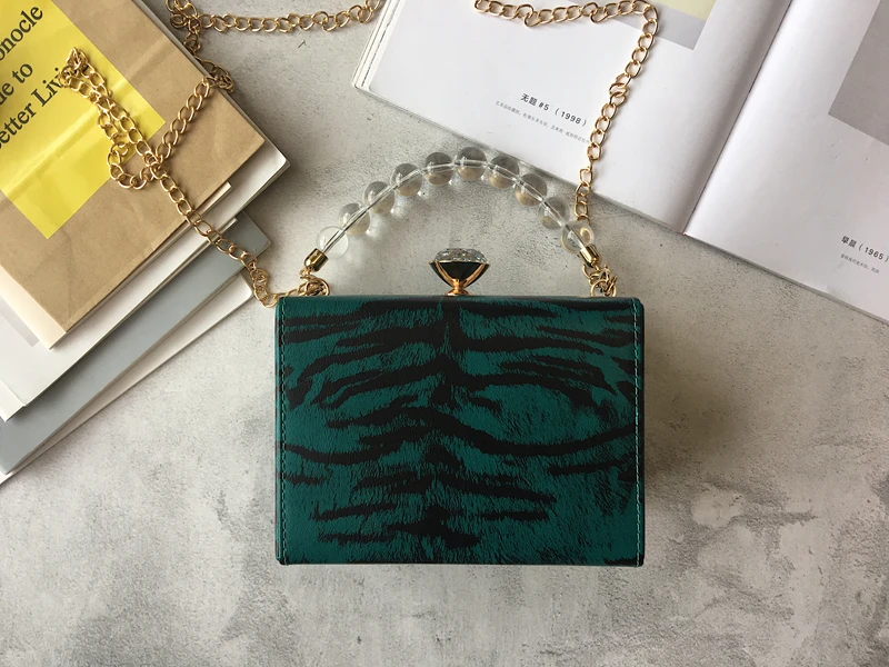 Zebra Pattern Pu Leather Box Style Transparent Beaded Ladies Party Handbag Chain Purse Shoulder Bag Women Totes Crossbody Bag
Zebra Pattern Pu Leather Box Style Transparent Beaded Ladies Party Handbag Chain Purse Shoulder Bag Women Totes Crossbody Bag