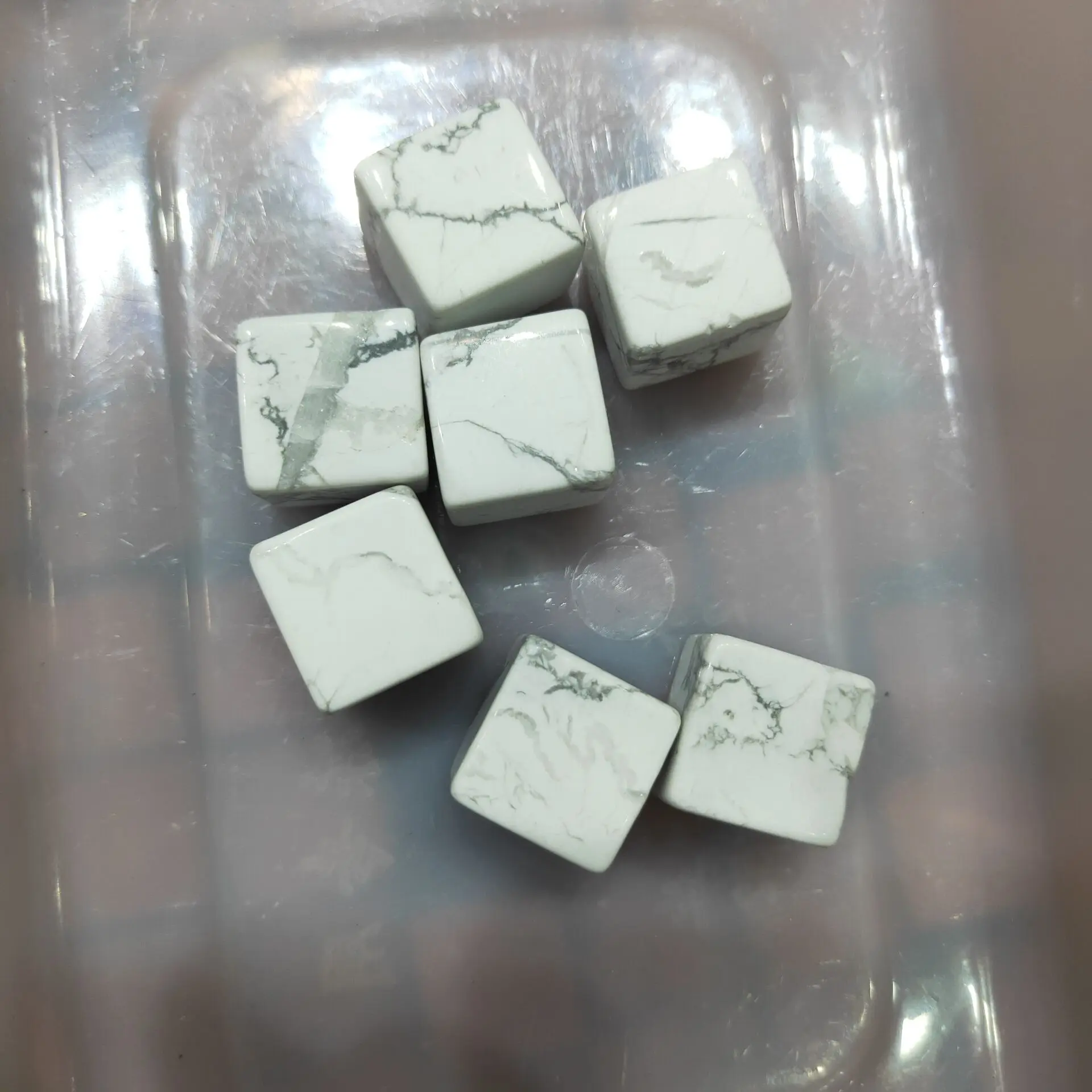 5 шт. натуральный белый бирюзовый кубический кварц, полированный драгоценный камень, кристалл, гравий, натуральные кристаллы кварца
5 шт. натуральный белый бирюзовый кубический кварц, полированный драгоценный камень, кристалл, гравий, натуральные кристаллы кварца