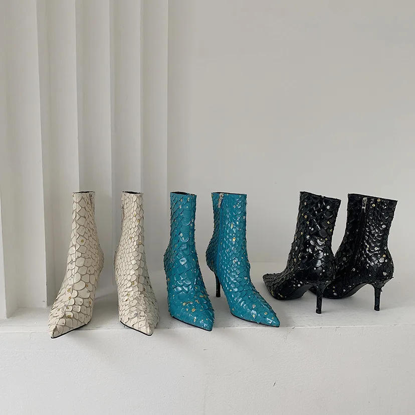 New Brand Women Ankle Boots Fashion Fish-scale Pattern Leather Short Boot Ladies Thin High Heel Zipper Chelsea Pumps Beige
New Brand Women Ankle Boots Fashion Fish-scale Pattern Leather Short Boot Ladies Thin High Heel Zipper Chelsea Pumps Beige