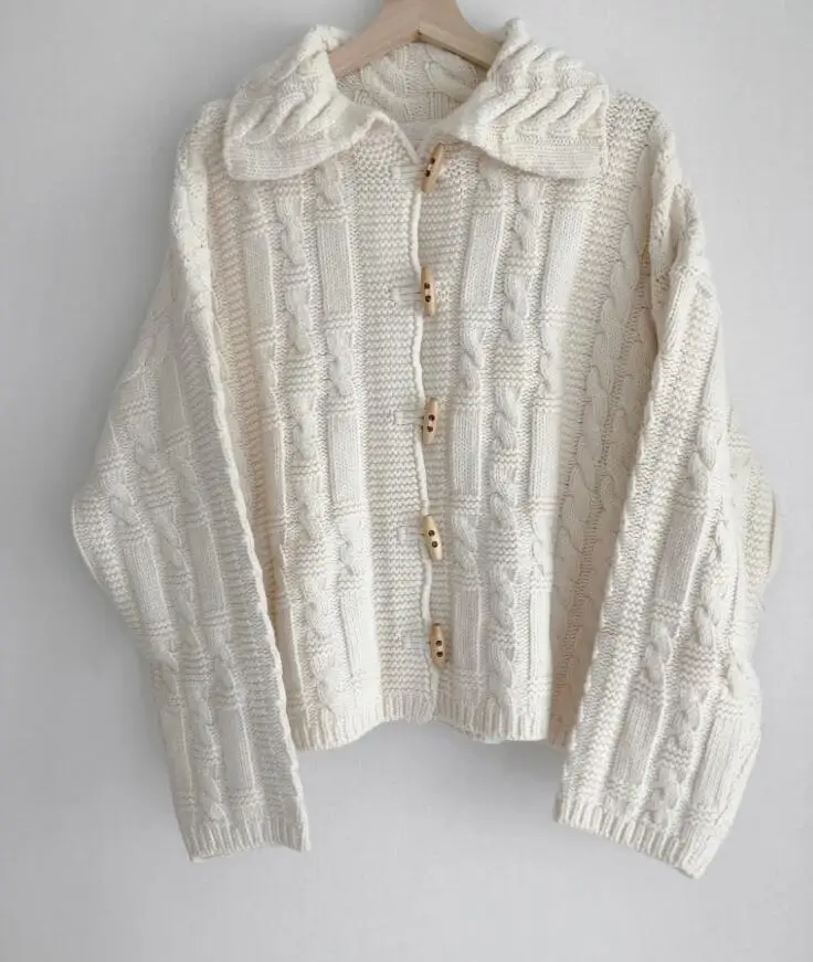 New autumn long-sleeved women's spring and autumn loose loose outer wear lazy style thin sweater cardigan jacket
New autumn long-sleeved women's spring and autumn loose loose outer wear lazy style thin sweater cardigan jacket