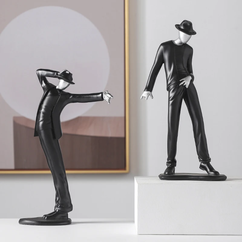 2021 Creative resin iron statue sculpture Black series Office Modern Simple Light Luxury Home decor Abstract ornament sculpture
2021 Creative resin iron statue sculpture Black series Office Modern Simple Light Luxury Home decor Abstract ornament sculpture