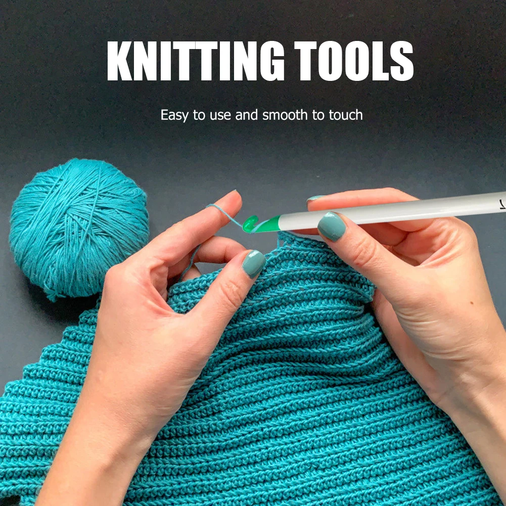 7pcs Wool Colorful Handle Crochet Hook Set DIY Knitting Thick Head Needle Yarn Sweater Weave Scarf Tool Accessories 
7pcs Wool Colorful Handle Crochet Hook Set DIY Knitting Thick Head Needle Yarn Sweater Weave Scarf Tool Accessories