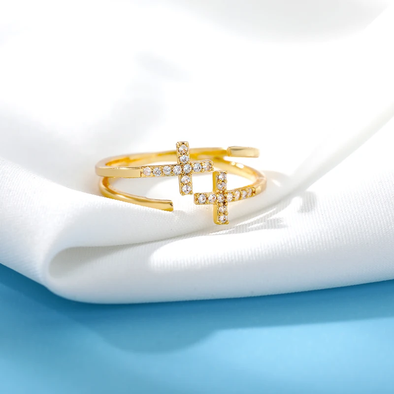 Блестящие открытые циркониевые двойные перекрестные кольца для женщин Золотое