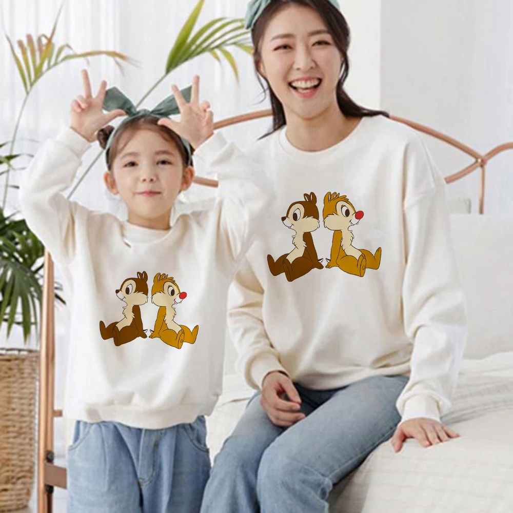 Disney White 3-8T S-2XL Size Family Sweatshirt Sit Chip And Dale Printing Creativity Parent Child Pullover Dropship Cartoon Tops
Disney White 3-8T S-2XL Size Family Sweatshirt Sit Chip And Dale Printing Creativity Parent Child Pullover Dropship Cartoon Tops