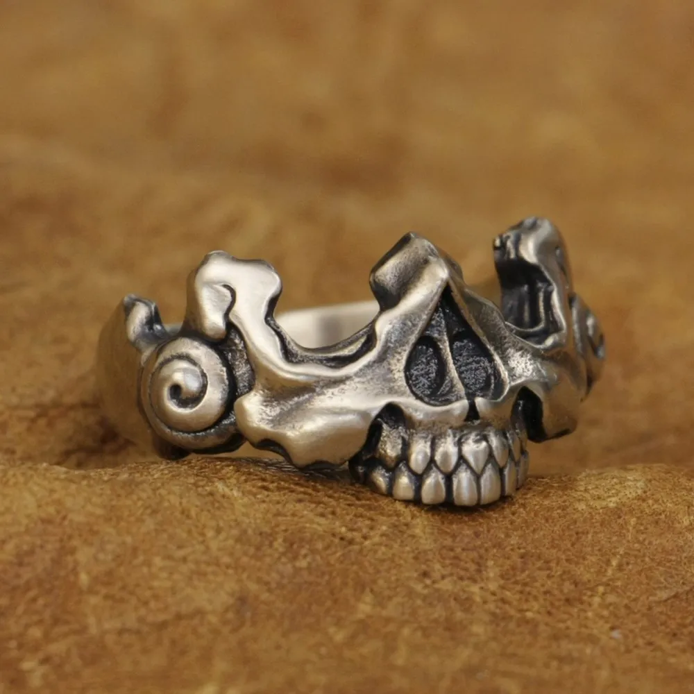 Кольцо LINSION с получерепом и лицом мужское, байкерское, рок, панк, ювелирные изделия CP275, размеры США 7 ~ 15
Кольцо LINSION с получерепом и лицом мужское, байкерское, рок, панк, ювелирные изделия CP275, размеры США 7 ~ 15
