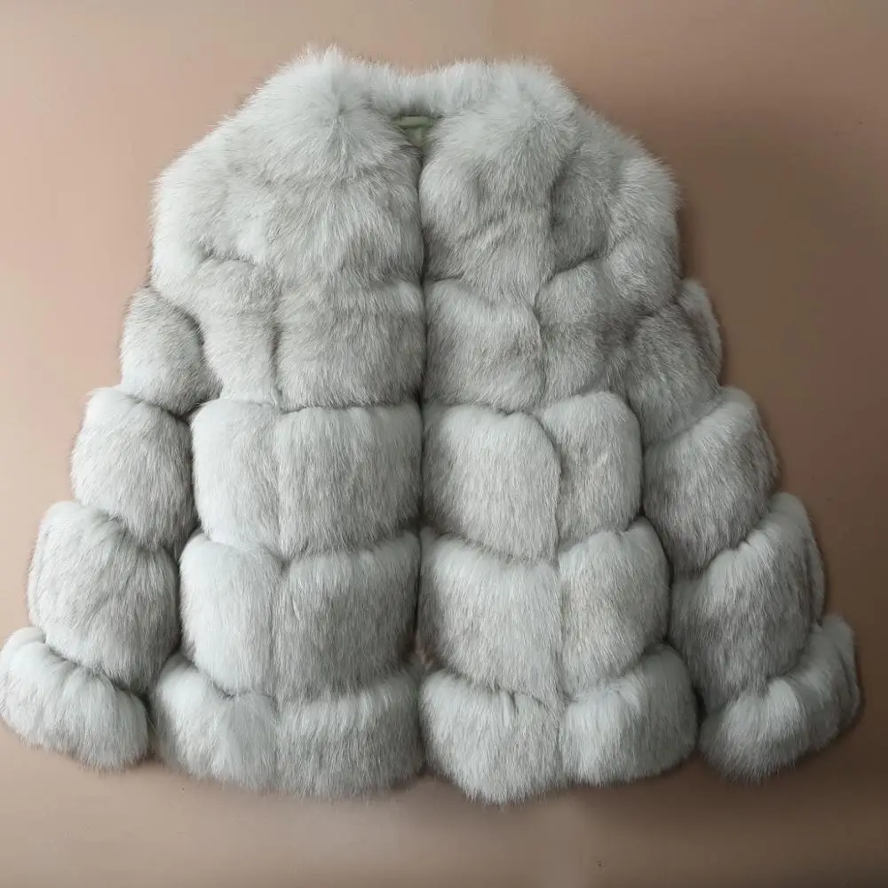 2021 Women Winter Real Fur Coat Jacket Natural Fox Fur Thick Warm Streetwear Casual Female Outerwear
2021 Women Winter Real Fur Coat Jacket Natural Fox Fur Thick Warm Streetwear Casual Female Outerwear