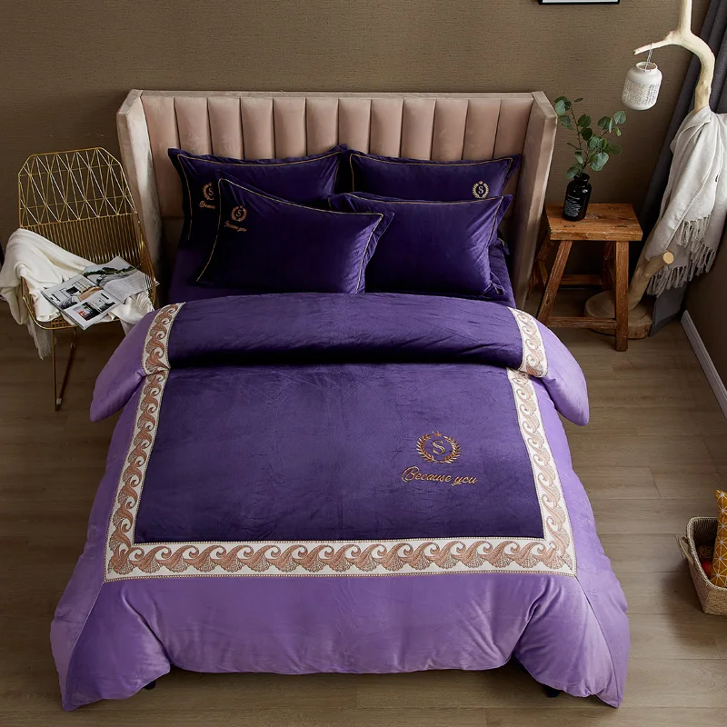 Luxury Fleece Velvet Soft Glossy Bedding Set Winter Flannel Embroidery Duvet Cover Bed Sheet Pillowcases Queen King size 4pcs
Luxury Fleece Velvet Soft Glossy Bedding Set Winter Flannel Embroidery Duvet Cover Bed Sheet Pillowcases Queen King size 4pcs