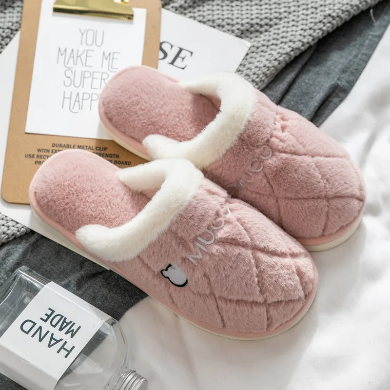 Women's Winter Slippers Plush Cute Cartoon Pineapple Non-Slip Flooring Household Thickened Warmth Couple Indoor Slippers
Women's Winter Slippers Plush Cute Cartoon Pineapple Non-Slip Flooring Household Thickened Warmth Couple Indoor Slippers
