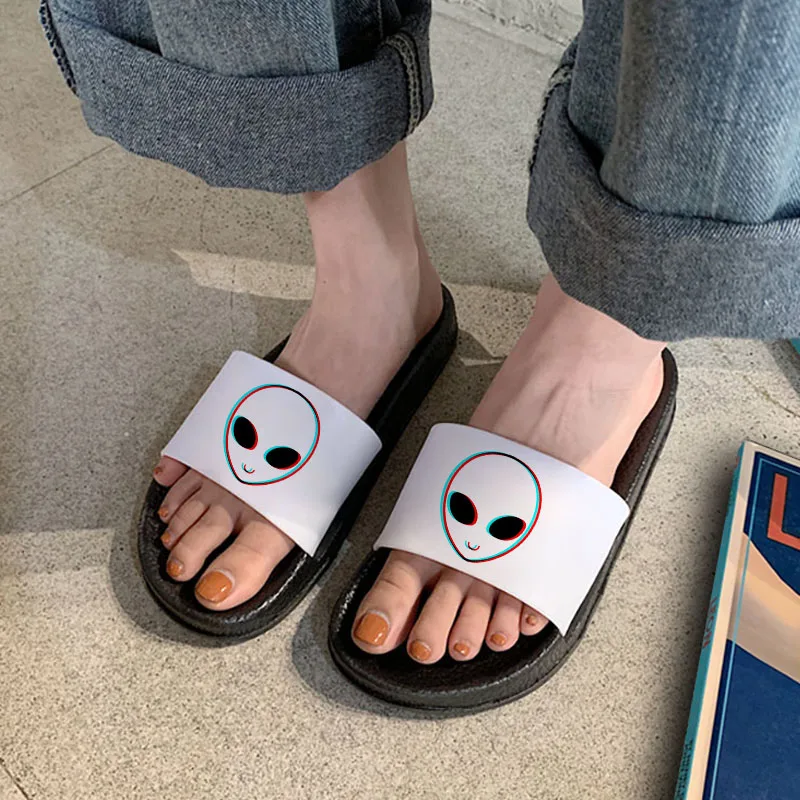 Summer Woman Slippers Indoor Bathroom Flat Slippers Non-slip Beach Sandals Bedroom Couples Custom Cartoon Printed Slippers
Summer Woman Slippers Indoor Bathroom Flat Slippers Non-slip Beach Sandals Bedroom Couples Custom Cartoon Printed Slippers