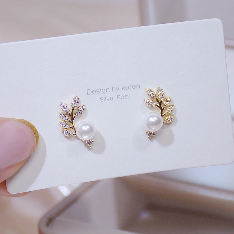 

Crystal Leaves Pearl Earring Exquisite 14k Real Gold Plated Fashion Jewelery Stud Earrings For Woman Wedding Party Elegant
