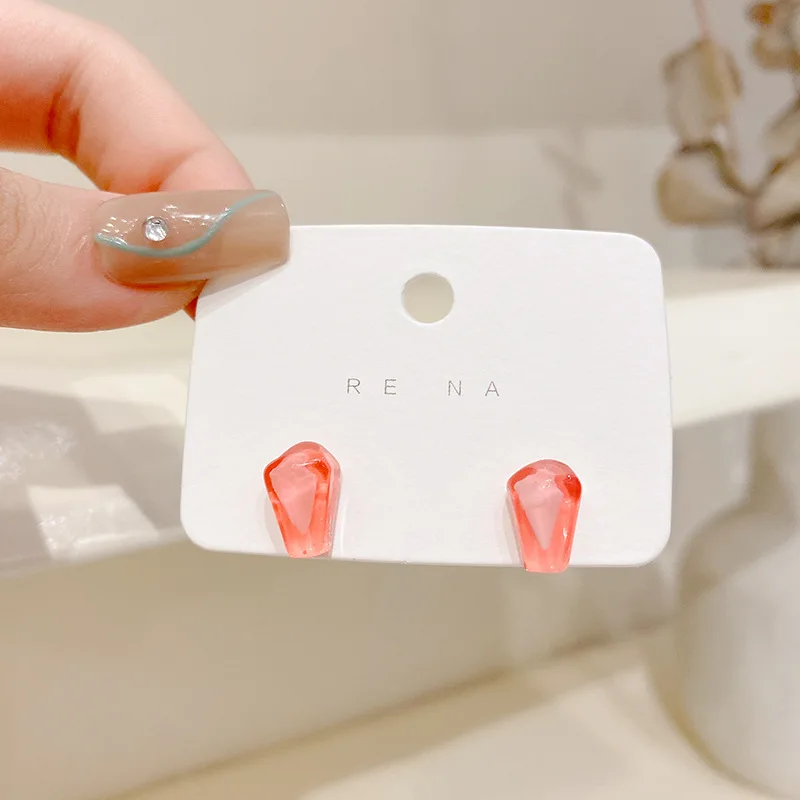 2021 New Pomegranate Seed Earrings Earrings Female Temperament Small Personality Creative Simple Earrings
2021 New Pomegranate Seed Earrings Earrings Female Temperament Small Personality Creative Simple Earrings