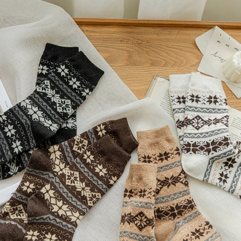 2021 New Witner Thick Warm Wool Women Socks Vintage Christmas Socks Colorful Socks Gift Free size
2021 New Witner Thick Warm Wool Women Socks Vintage Christmas Socks Colorful Socks Gift Free size