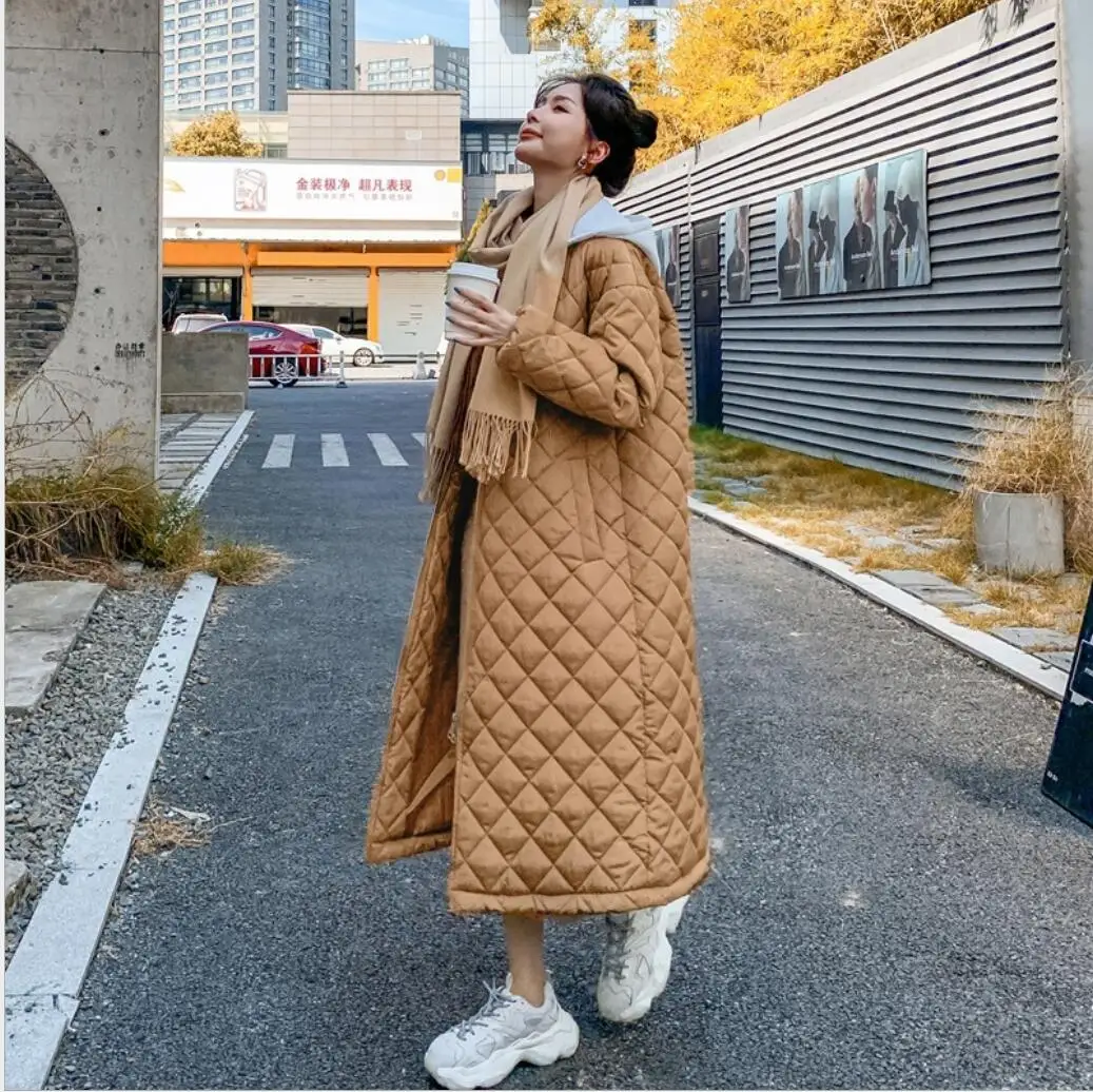 2022 Winter New Korean Long Cotton-Padded Coat Women's Casual Argyle Pattern Oversized Parka Chic Over knee Hooded Down Jacket
2022 Winter New Korean Long Cotton-Padded Coat Women's Casual Argyle Pattern Oversized Parka Chic Over knee Hooded Down Jacket